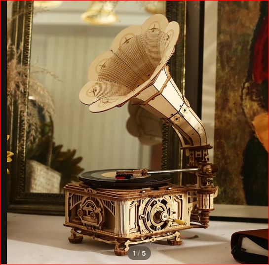 primer producto de venta luca